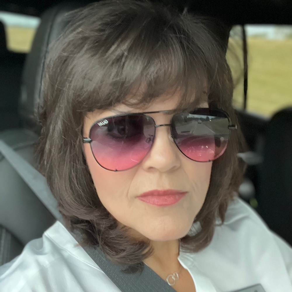Meet your Posher, Monica